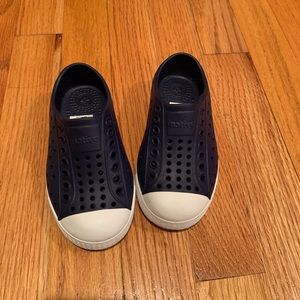 Kids baby blue native shoes